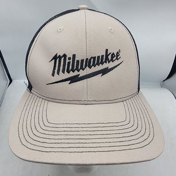 Outdoor Cap Milwawkee Gray Black Trucker Hat Casual Comfort Outdoors - Picture 1 of 9